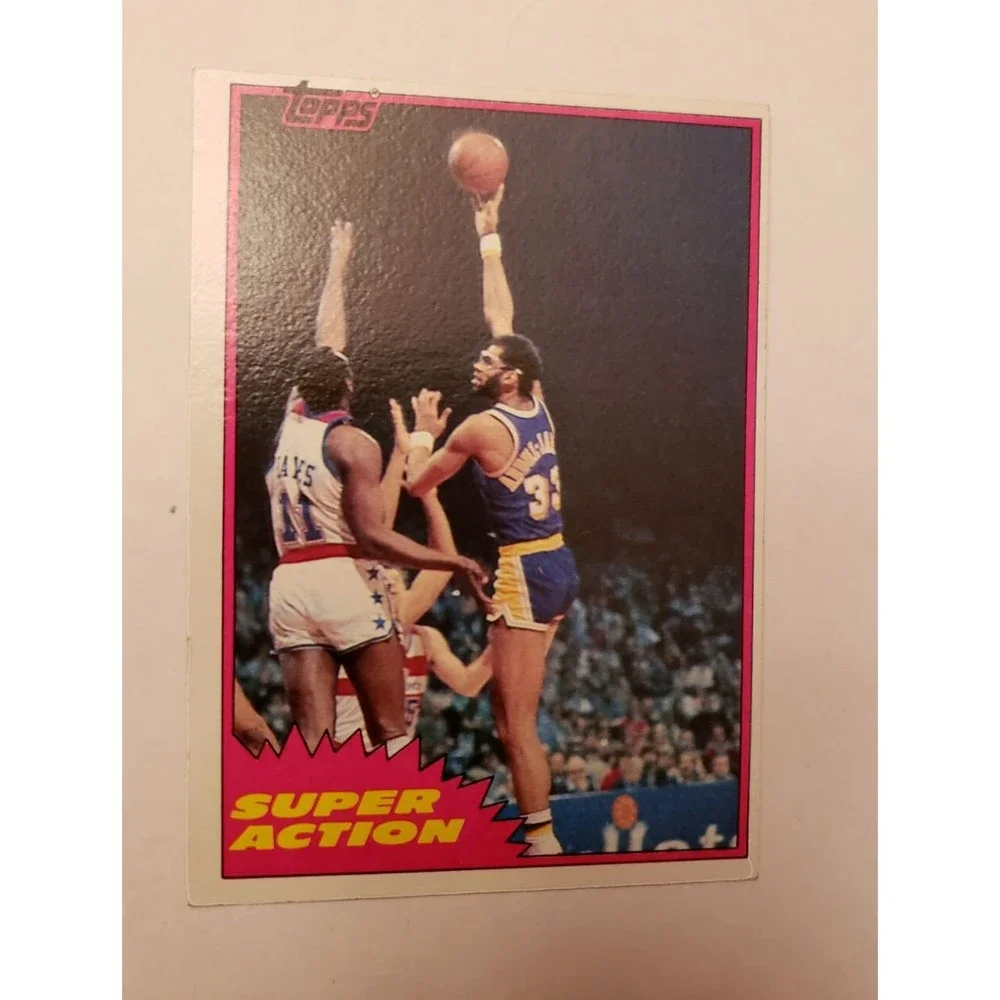 1981-82 Topps KAREEM ABDUL-JABBAR Basketball Card #106 Los Angeles Lakers HOF